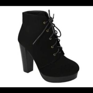 Ankle boots
